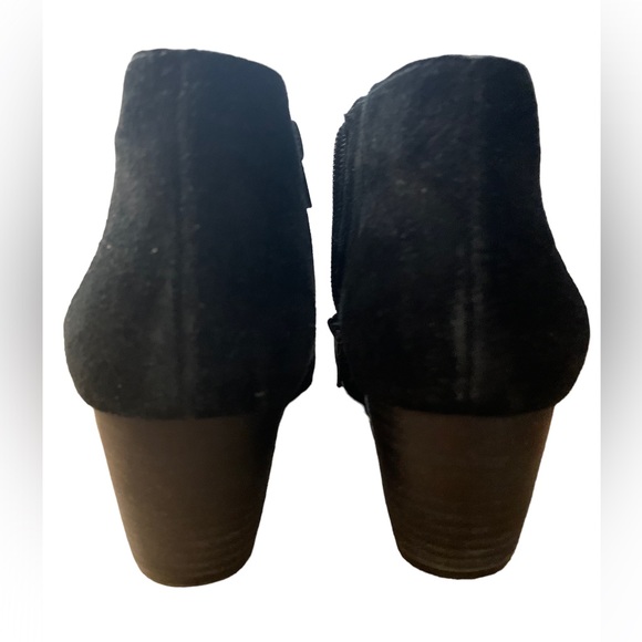 Lucky Brand LK-Tamarindd low Boots , Black oiled Suede, Size 8.5US/ 38.5UK - Picture 4 of 9